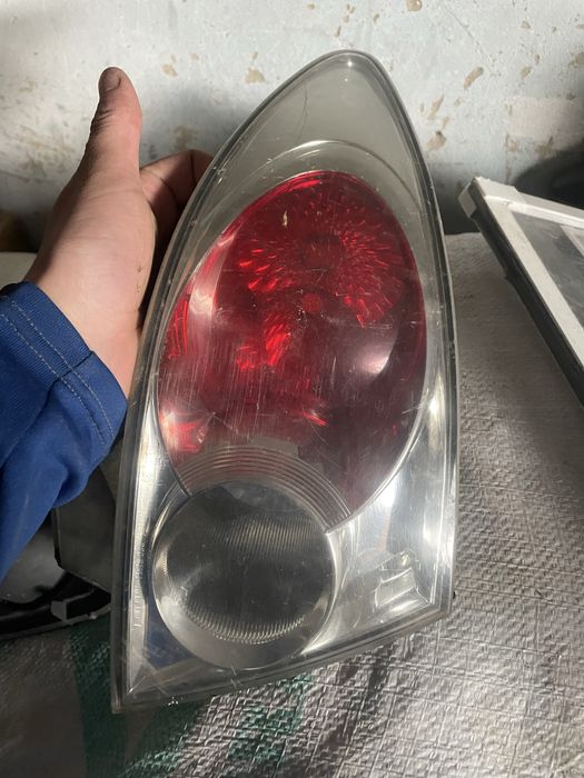 Задні стопи  мазда 6