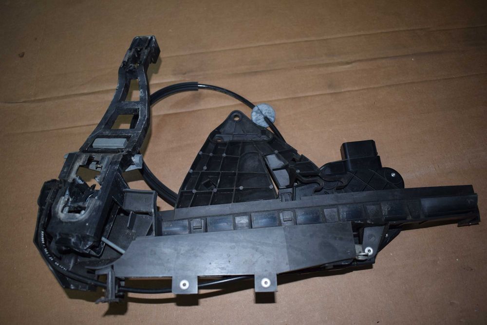 Centralny zamek Ford Kuga mk1 wersja bezkluczykowa KEYLESS