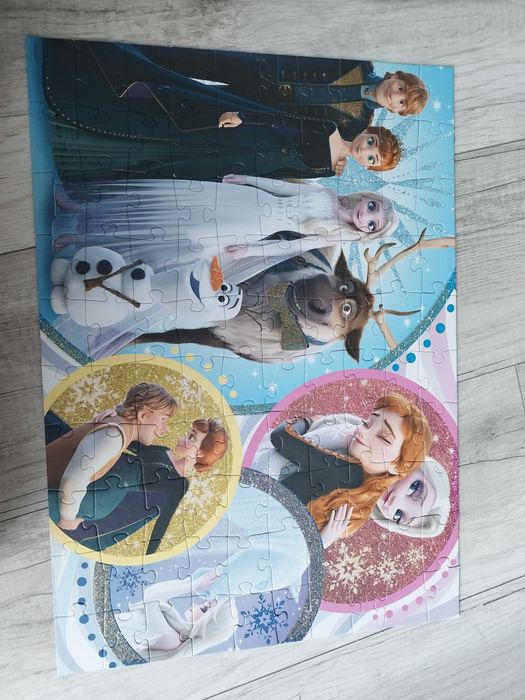 Glitter puzzle z Elsą 100 elementów