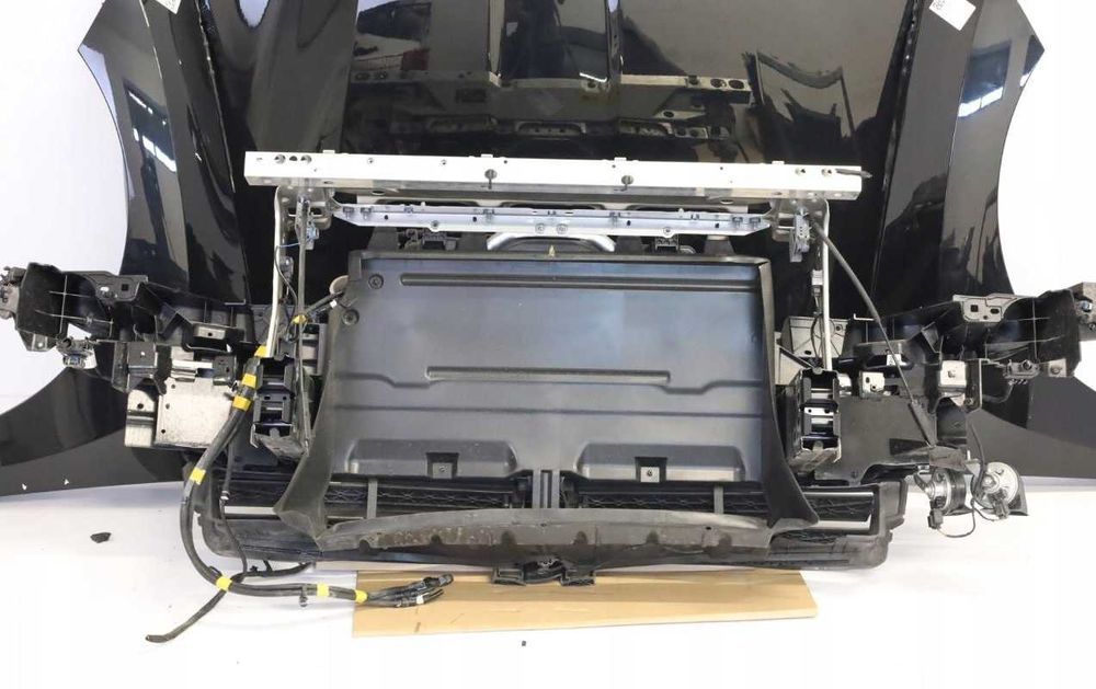 Двері BMW iX I20 оригінал + капот, крила, бампер, скло, ліхтарі, фари