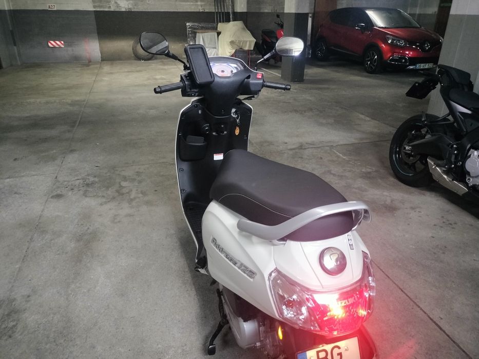 Suzuki adress 125