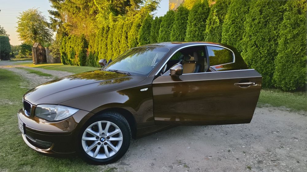 BMW seria 1 *2.0i 122 KM**Bezwypadkowa**