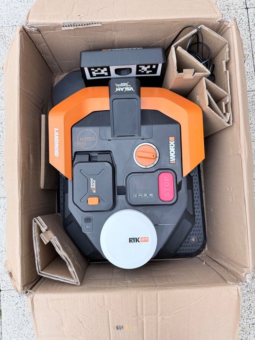 Robot koszący Worx Landroid Vision Cloud S300 WR303E Bez kabla GPS 300 m²