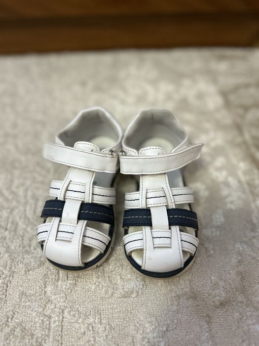 Босоніжки chicco 23 розмір