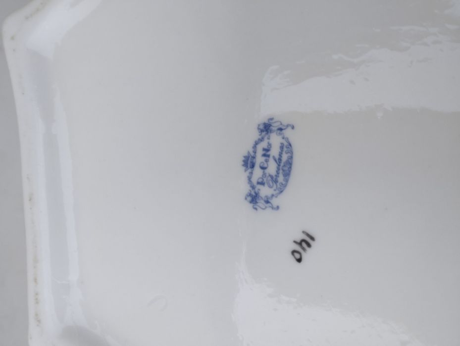 Conjunto de três peças pintadas á Mão