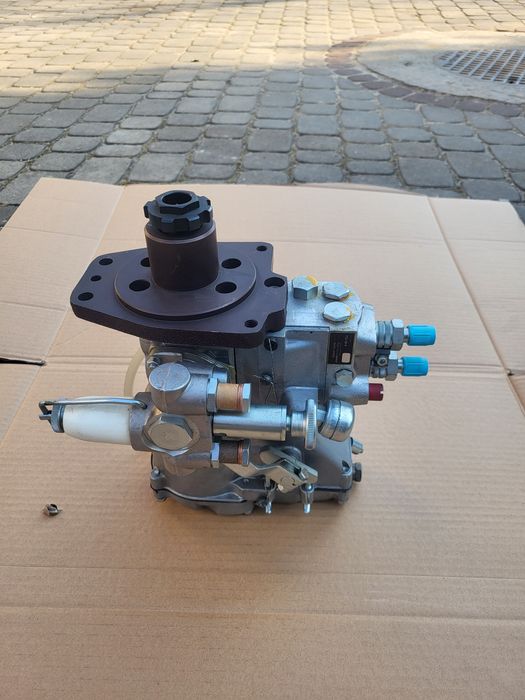 Pompa wtryskowa do ciągnika T25