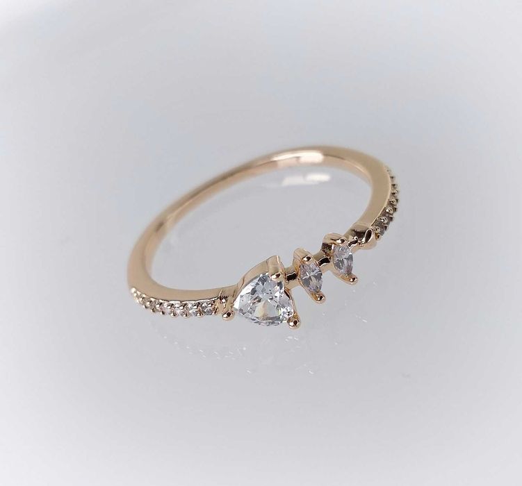 Pierścionek Cyrkonie Stal chirurgiczna Xuping 18K r.6