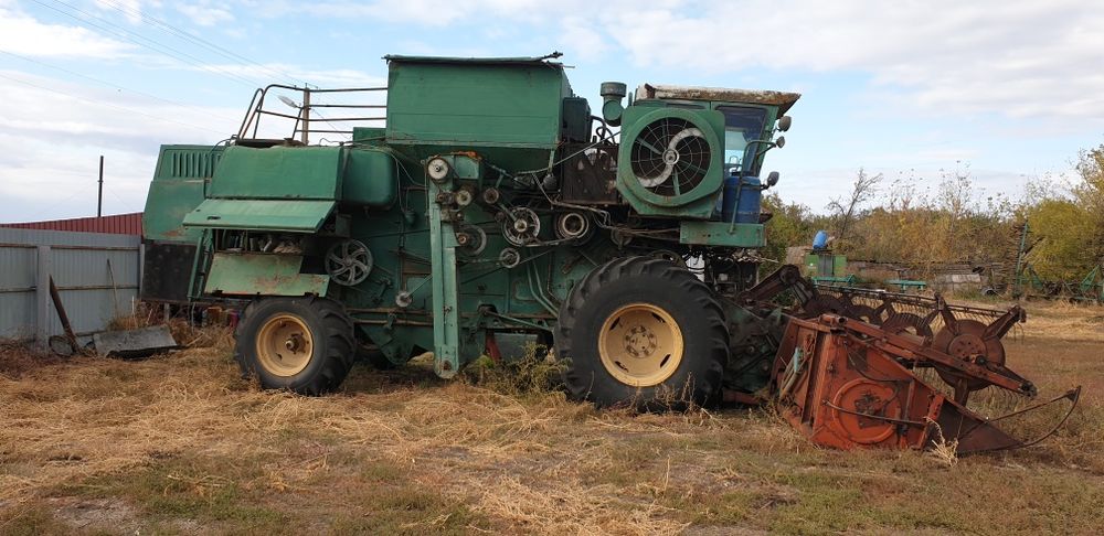 ТЕРМІНОВИЙ продаж!!! Комбайн ДОН 1500А 2002 року РОЗСТРОЧКА НА СЕЗОН