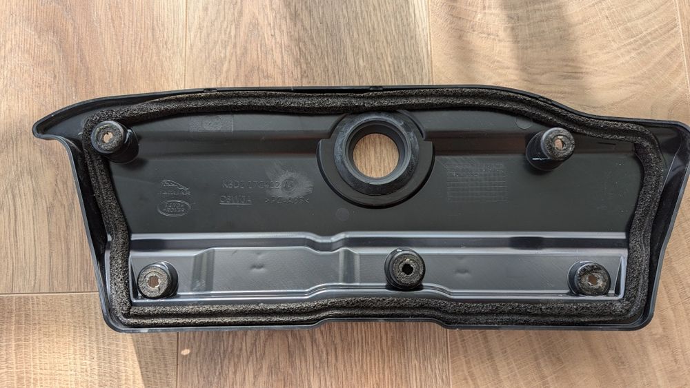 Запчастина багажника Range Rover Evogue L551