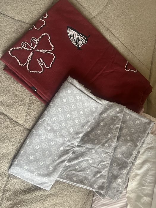 Постільна білизна. Півтораспальний.