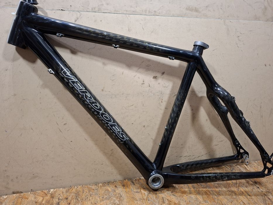 Rama karbonowa Verdoes 26 cali