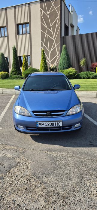 авто Chevrolet Lacetti  2008