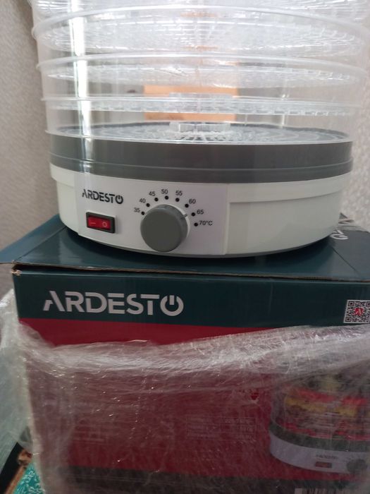 Сушарка для фруктів та овочів