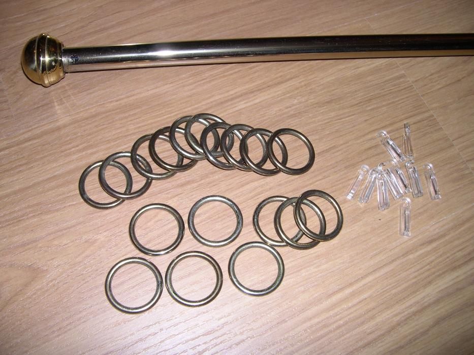 Conjunto de varão/varões, cantos/terminais, argolas para cortinados