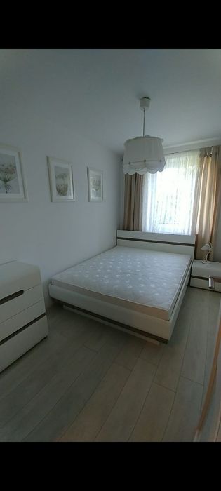 Wynajmę dwupokojowe mieszkanie 53 m2  - parter.