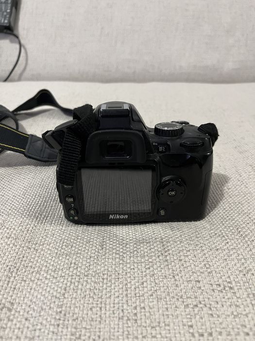 Nikon d60 z obiektywem
