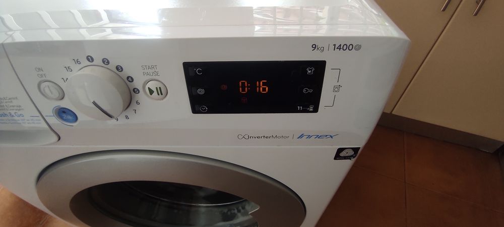 Máquina lavar roupa Indesit 9kg