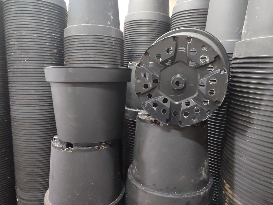 Горщики, контейнери від 1л до 20 л