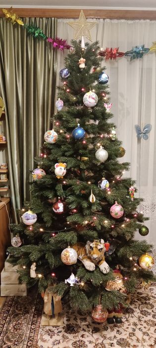 Искусственная елка Западная, 2,1м, темно-зеленая