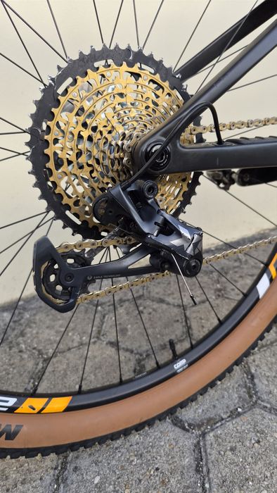 ORBEA OIZ  CARBONO OMX TAM. M ( carbono topo de Gama) – Fox Kashima / SRAM X01