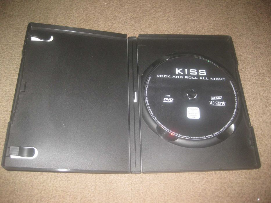 DVD dos Kiss "Rock And Roll All Night"