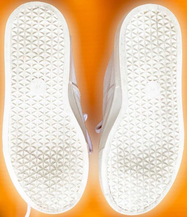 Sapatilhas de Criança em Lona Unissexo Branco, como Novas