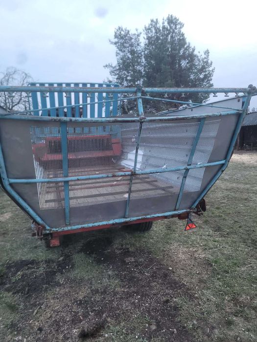 Przyczepa samozbierająca mengele