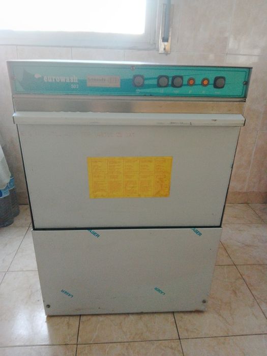 Máquina de lavar industrial