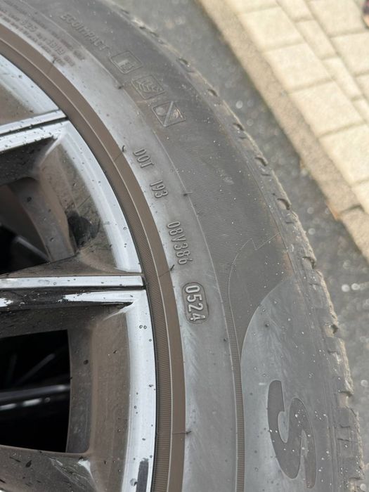 Шини Резина 235.55 R19 Pirelli Зима 24 рік