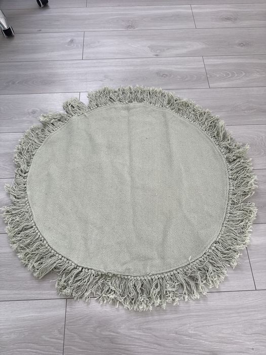 Jasno zielony dywan boho okragły dywan