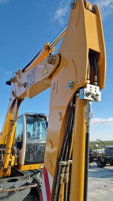 Liebherr 311  Sprowadzona Stan Nowy 309 / 312 313  A 910 912 / 914 Komatsu Cat Volvo