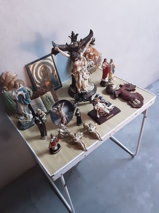 Imagens de santos decorativos