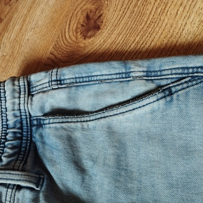 Spodnie jeansowe cropp