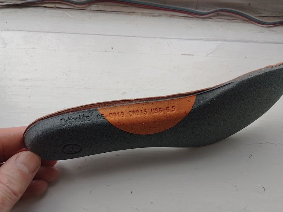 Жіночі кросівки-мокасини Clarks