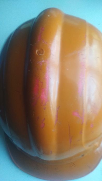 Захисна каска "Труд" будівельна (або докера) часів СССР