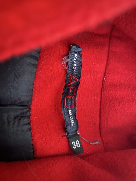 Elegancki płaszcz damski