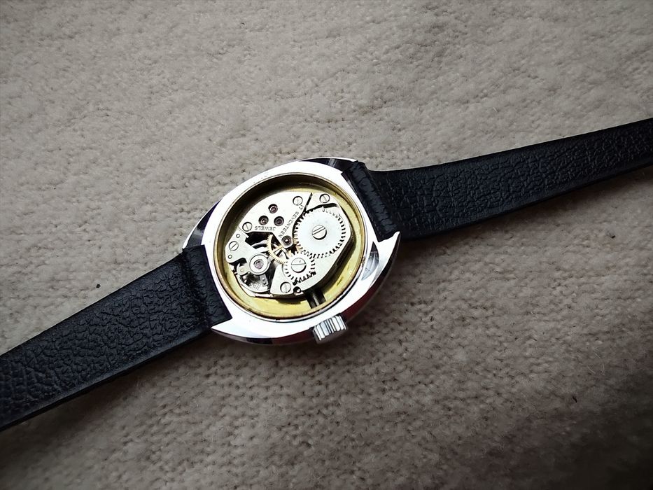 Zegarek Szwajcarski stalowy nie noszony!!!