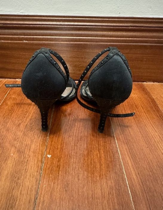 Sapato preto stilleto Zara