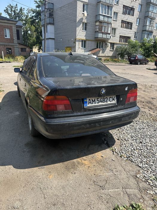 Бмв е39 1998 год 2,0 газ бензин переоформлен