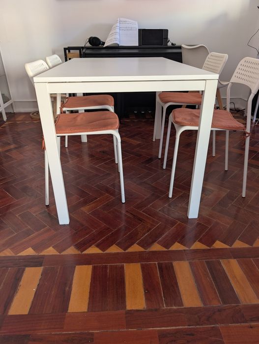 Mesa e 4 cadeiras Ikea (Melltorp + Adde) - Usado