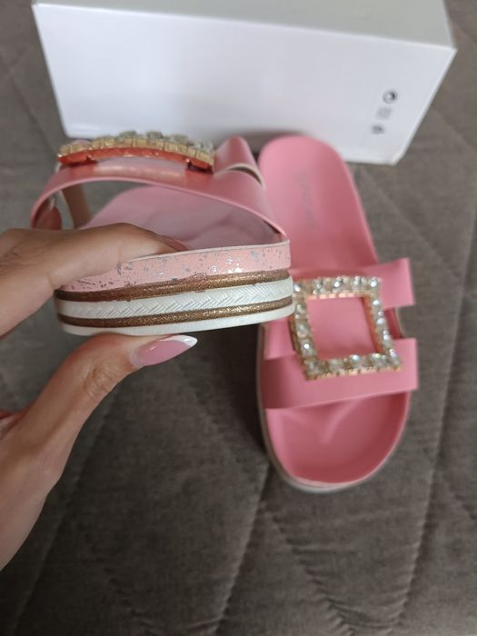 Klapki nowe 40 różowe na szeroką stopę buty na lato