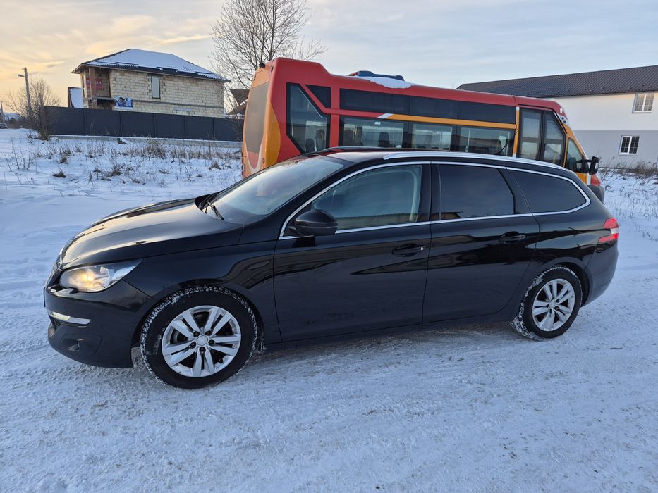 Продам Peugeot 308 sw