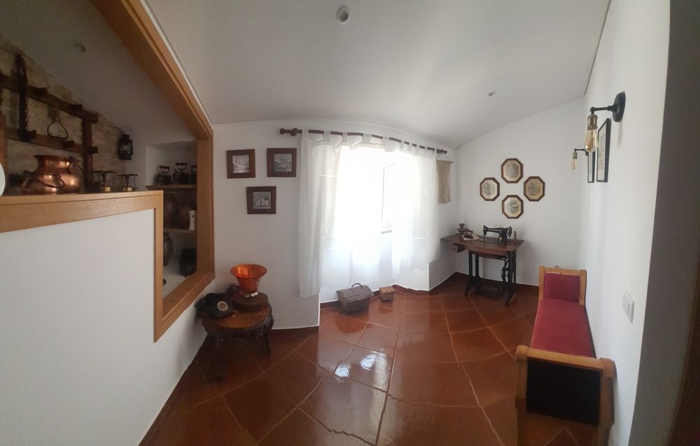 Moradia T2. PAMPILHOSA DA SERRA