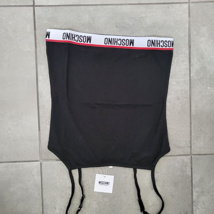 Nowy top Moschino S
