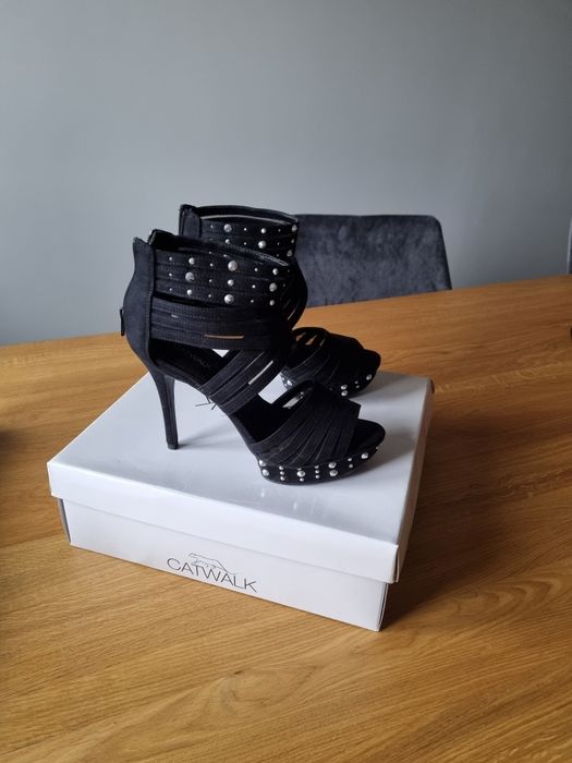 Nowe buty rozm.40