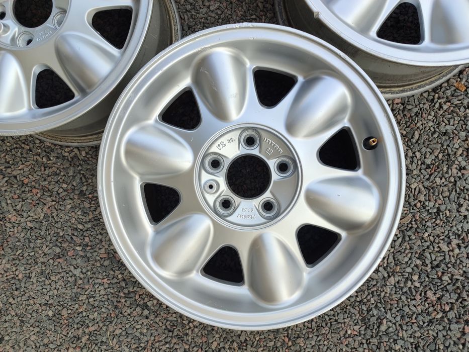 Диски R-15. 5×110. J-7. ET-33. Dia-65.1