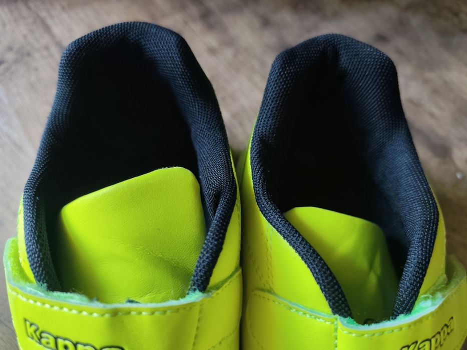 Buty sportowe, halówki kappa 38