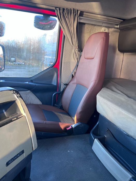 Renault Premium 460