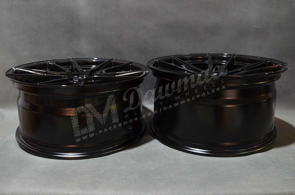 Felgi Japan Racing JR21 19" 8,5J ET30 + 9,5J ET40 5x120 Gloss Black