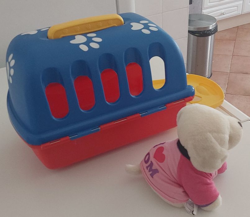 TRANSPORTADORA ANIMAL , CRIANÇA BRINCAR.Veterinária,Casa,Quarto,Sala.